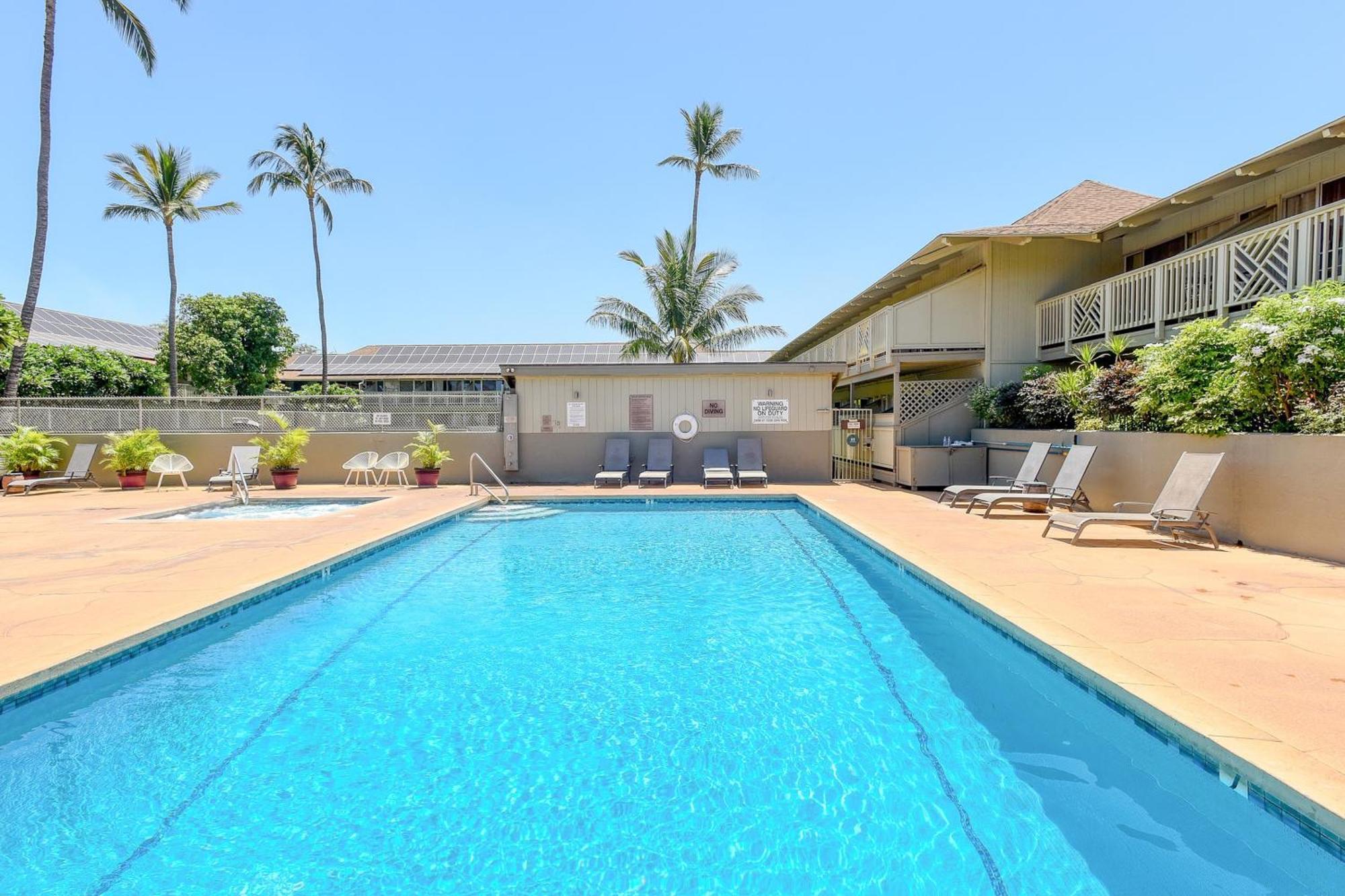 ホテル Kihei Bay Surf 140 エクステリア 写真